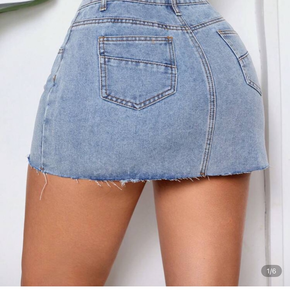 Stylish Denim Mini Skirt